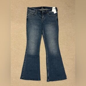 Holister flared jeans. Size 28